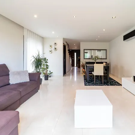 Colina - A1 By Hellovacations فيلة