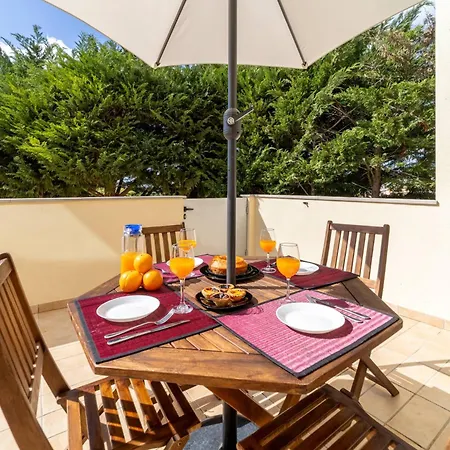 Colina - A1 By Hellovacations