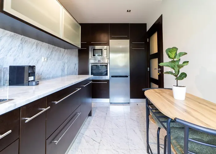 Colina - A1 By Hellovacations